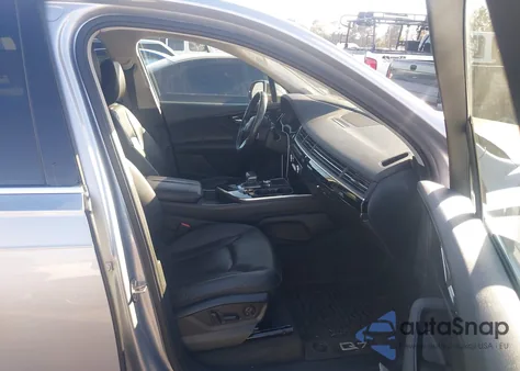 2017 Audi Q7 3.0T Premium z USA, uszkodzony, nr VIN WA1VAAF75HD003763